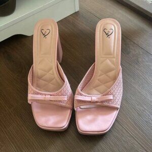 women Pink Heels